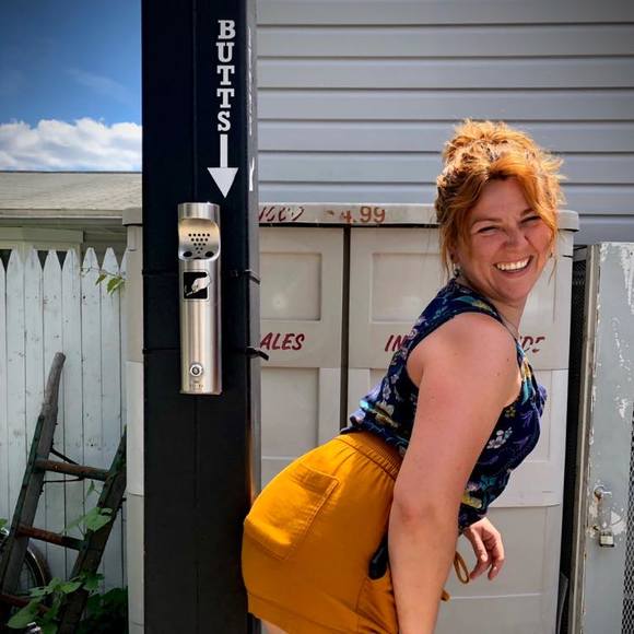 Meet your Posher, Victoria - Picture 1 of 1